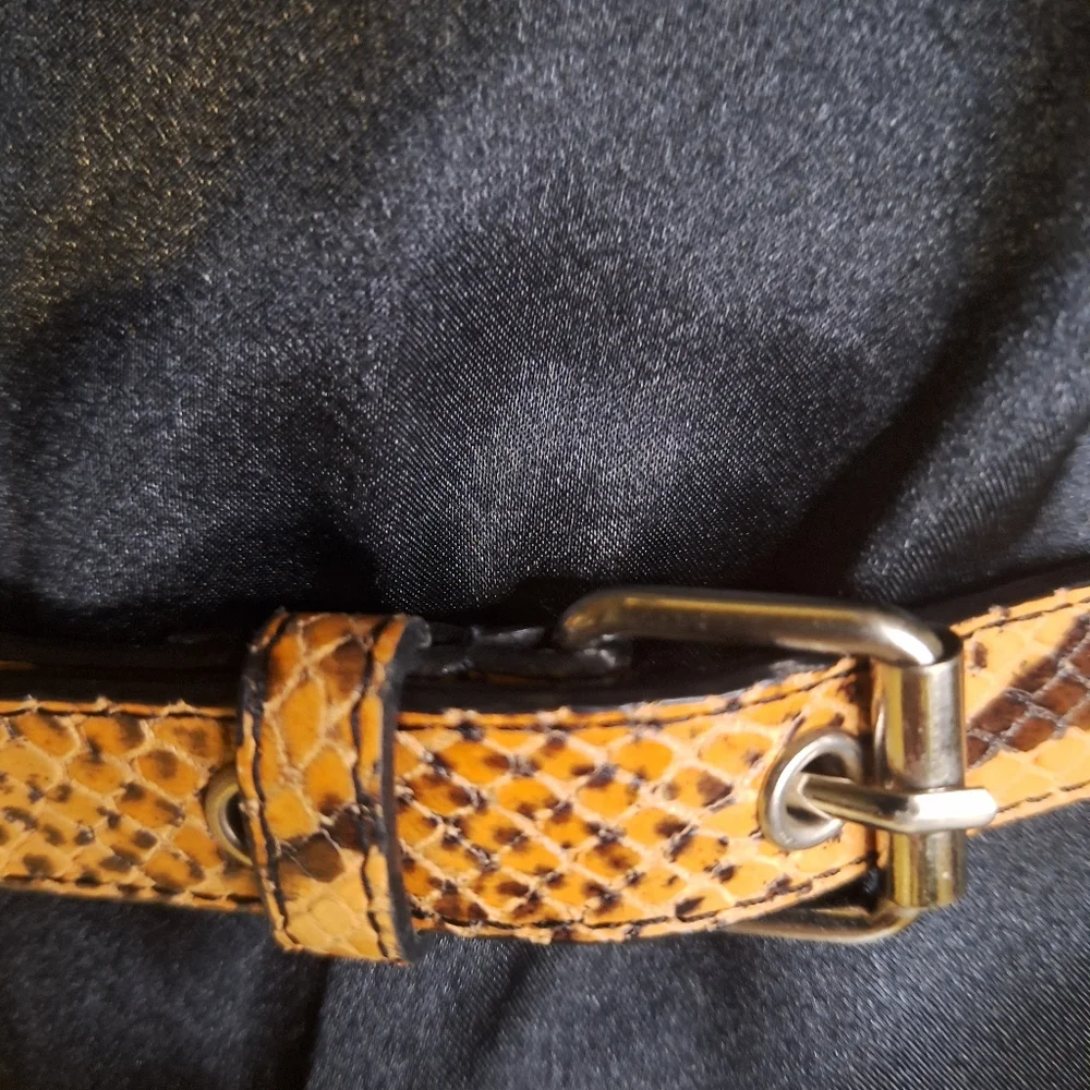 Worth, Genuine Leather Belt Size Small